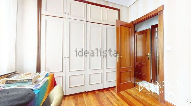 Foto 17f6e1d9-23c8-4894-9dbb-a12069d6c82d. Alquiler piso se alquila vivienda temporal en campo volantin en Bilbao