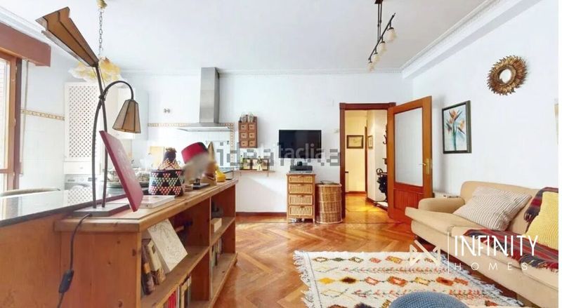 Foto 4148b804-d0bd-4f53-bbec-3118b3d035c4. Alquiler piso se alquila vivienda temporal en campo volantin en Bilbao