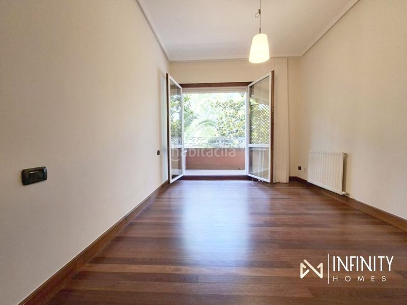 Foto 1bd55c9e-8a7e-43c4-96cb-8607a512add8. Lloguer dúplex amb calefacció aparcament a Castaños - Begoñaibarra Bilbao