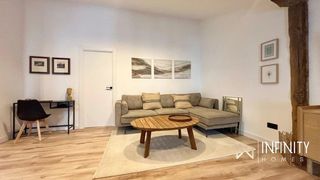 Lloguer Àtic  Adiskidetasun kalea. Se alquila estupendo atico recien reformado para estancias tempo