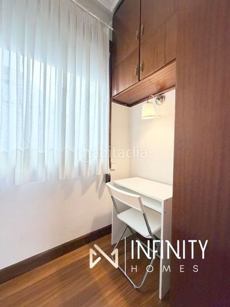 Foto 1d394bc9-dea0-485f-853c-2d7853a98402. Alquiler piso se alquila vivienda reformada en indautxu, para cortas estancias! en Bilbao