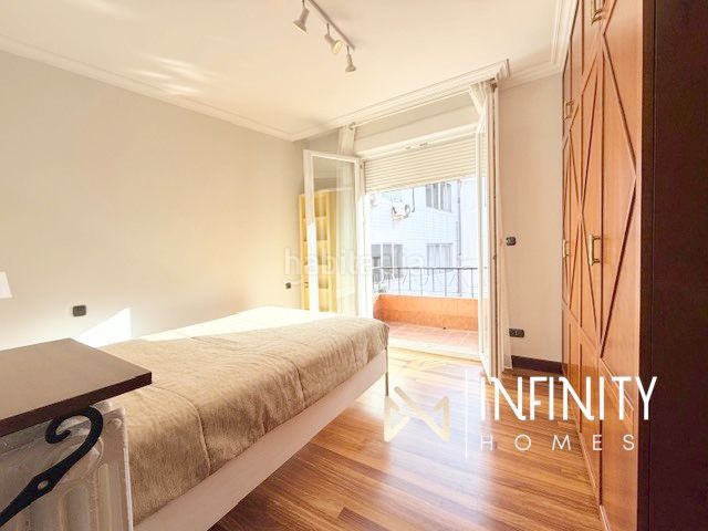 Foto 1e13378c-b4ef-4d46-bd1f-3f27766c9814. Alquiler piso se alquila vivienda reformada en indautxu, para cortas estancias! en Bilbao