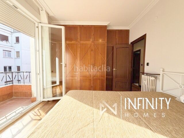 Foto 5330e51a-0def-4d71-8a59-192251999844. Alquiler piso se alquila vivienda reformada en indautxu, para cortas estancias! en Bilbao