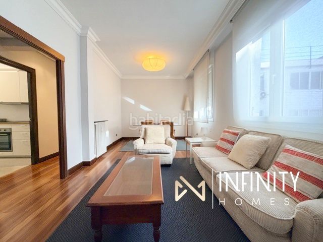 Foto ef7ab224-804c-4ccf-807b-b46cfc50786d. Alquiler piso se alquila vivienda reformada en indautxu, para cortas estancias! en Bilbao