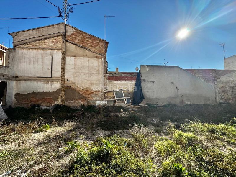 Foto af9d6f08-5b4b-48c1-a331-e22ba444e9e9. Terreno residencial terreno urbanizable con casa antigua en Murcia