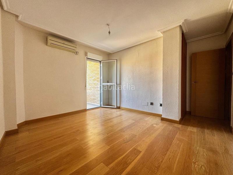 Foto 41cbaec3-f5d2-41c5-b703-57ebaf0f0da4. Piso vivienda en el corazon en San Miguel Murcia
