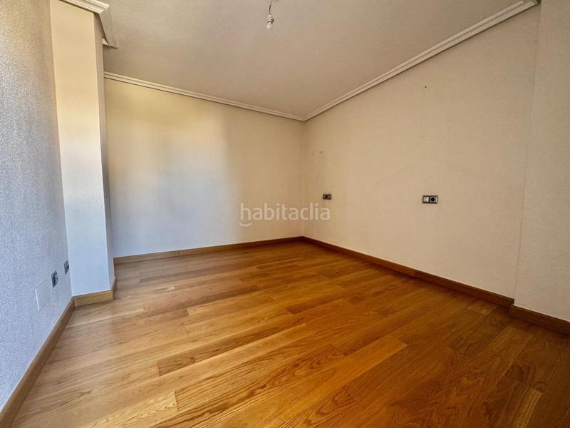 Foto 891ac2c2-0c4e-4d69-bd13-e93924c56985. Piso vivienda en el corazon en San Miguel Murcia