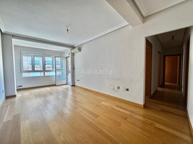 Foto e4383e66-90c2-4986-b697-04a479185fb4. Piso vivienda en el corazon en San Miguel Murcia