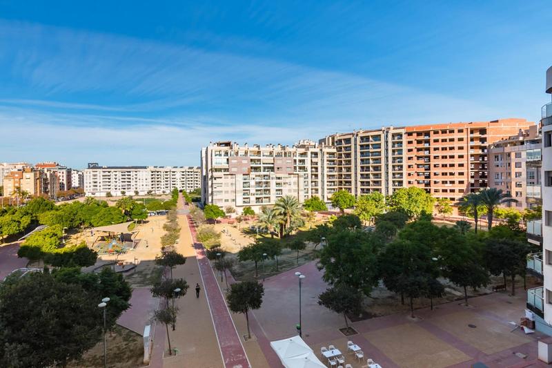 Foto f497109d-2eba-47b2-83ad-4e5c2073c917. Flat with parking in Juan Carlos I Murcia