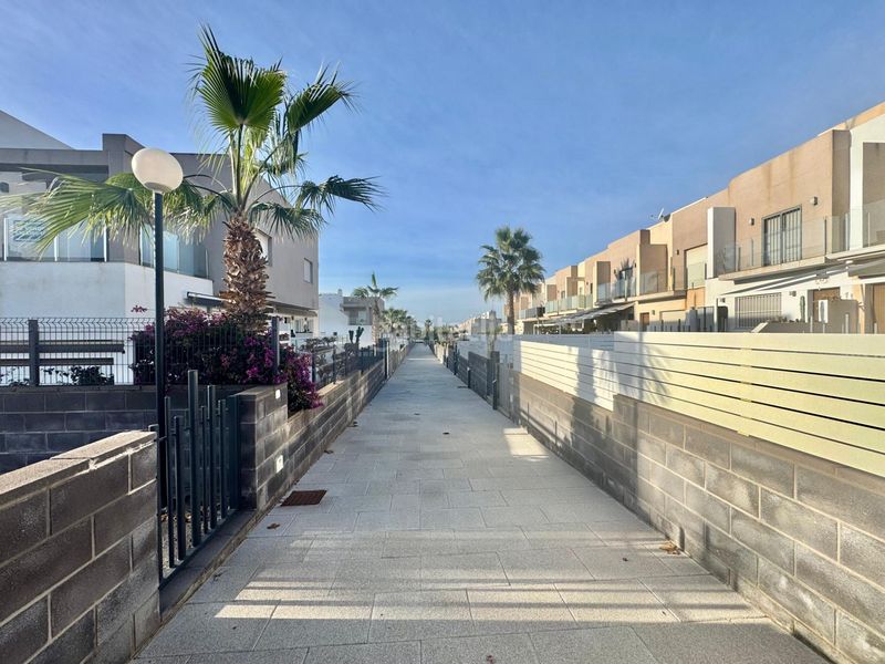 Foto b82e3b69-9c13-4ded-9394-142306ac79a0. Casa adossada amb aparcament piscina a Parque Acuático - Sector 25 Torrevieja