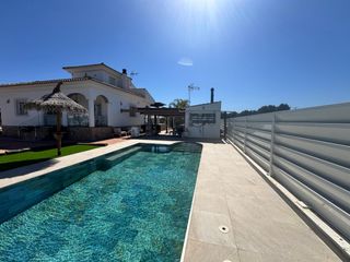 Chalet à Alcantarilla. Magnífico chalet en gran terreno en alcantarilla