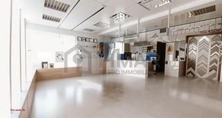 Location Local commercial  Carrer flos i calcat. Local en el centro de masnou