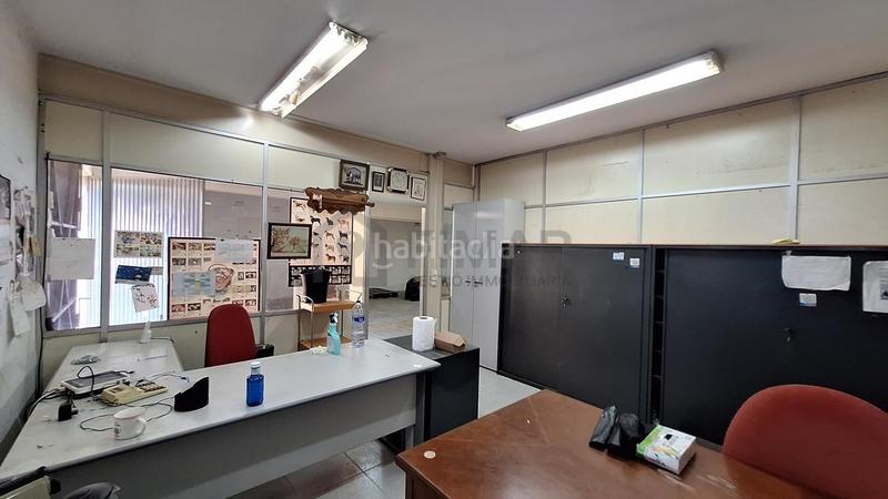 Foto af95c6e4-d807-4ced-91ba-432d5e2a3628. Local comercial local oficinaalmacén de 400 m gran oportunidad! en Tiana
