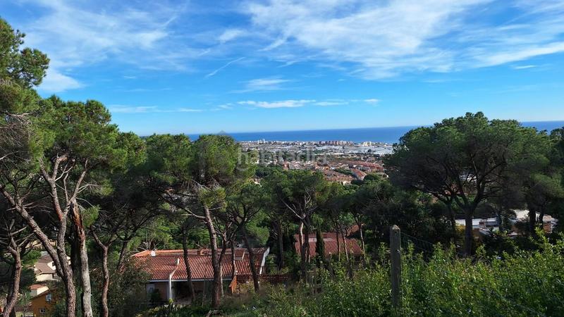 Foto 911fac57-b2da-4d6b-b53f-576716aef229. Wohngrundstück in Premià de Dalt