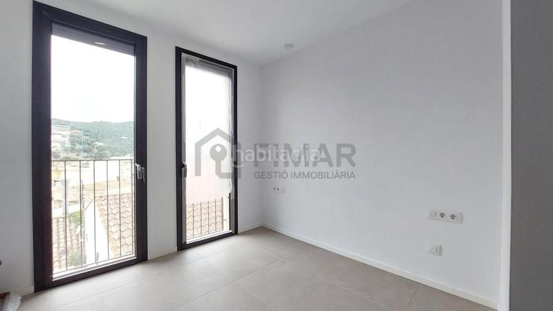 Foto fd607000-bbf1-4ccd-bec3-bfb116e3ce9b. Alquiler piso  a estrenar, céntrico y con terraza en Cabrils