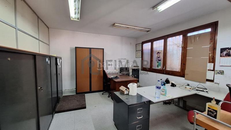 Foto c464cc0a-6470-4bf3-864a-5f2bbdcfce3c. Local comercial local oficinaalmacén de 400 m gran oportunidad! en Tiana