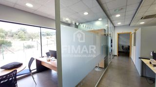 Location Bâtiment à usage industriel  Carrer de la pujada. Sede corporativa con almacén lógistico