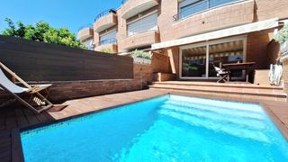 Haus in La Xinesca. Vivienda premium junto al mar