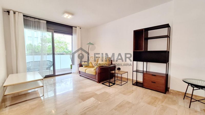 Foto ecb0981a-ca87-4f77-9a97-55d14384d687. Planta baixa amb calefacció aparcament a Centre Mataró