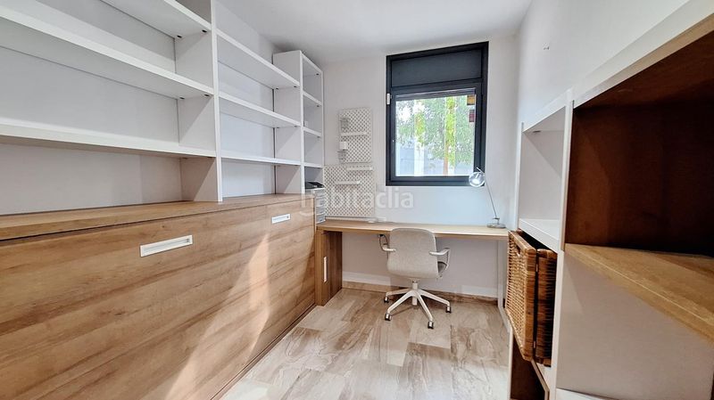 Foto f19ba74a-dc20-4b2c-95fb-ba51cd6d1273. Planta baixa amb calefacció aparcament a Centre Mataró