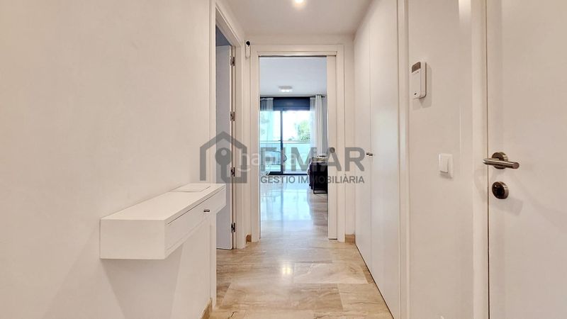 Foto f70e6989-599e-4751-b143-eaf2940c02d0. Planta baixa amb calefacció aparcament a Centre Mataró