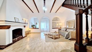 Casa  Camí ral. Despierta cada día frente al mar en premià de mar