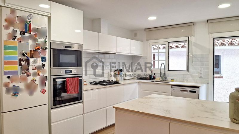 Foto 1fa2f37e-1935-4d21-8abf-d522e9cda39b. Casa amb aparcament a Vilassar de Dalt