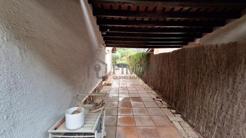 Foto eace5e78-4db3-4498-b57f-e2766c2937ff. Casa amb aparcament a Vilassar de Dalt
