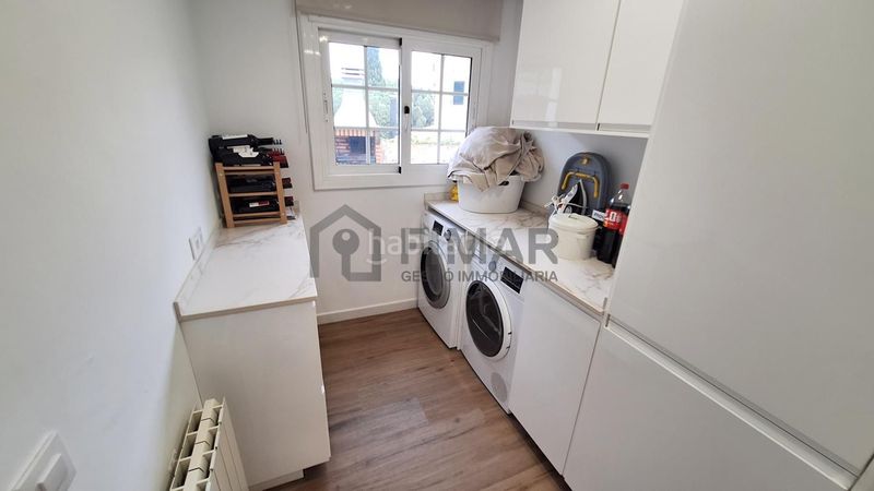 Foto f2603899-0cdf-4db6-a680-8f8227bbdc35. Casa amb aparcament a Vilassar de Dalt