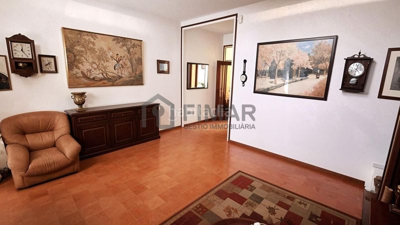 Foto 02b94fba-c330-4770-948f-26415db6f353. Casa a Eixample Mataró