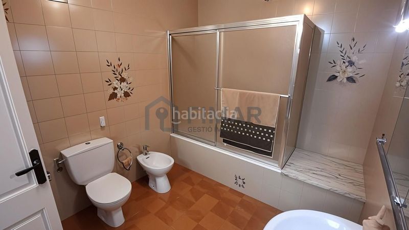 Foto 46ebc8e0-116a-40f2-b5a9-80a6d8ffa86e. Casa a Eixample Mataró