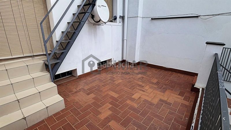 Foto 5376f29d-cc22-4002-9a89-e2f12e384698. Casa a Eixample Mataró
