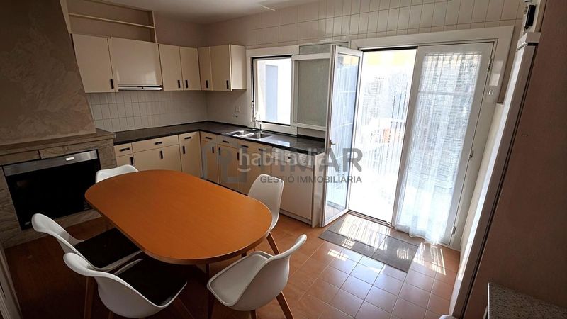 Foto 7577e9ae-f337-47b1-979b-fea5f1daf486. Casa a Eixample Mataró