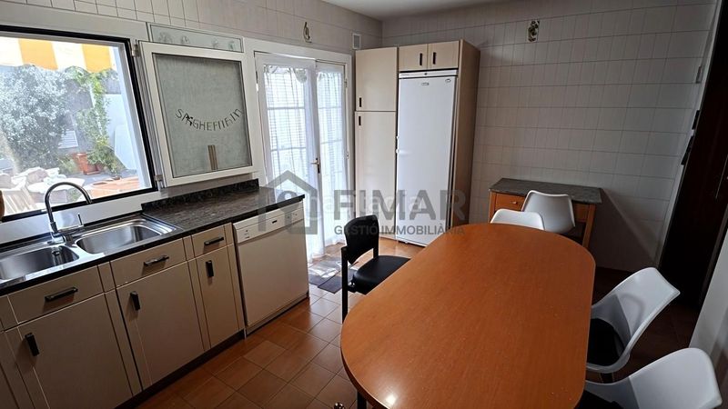Foto 7e623f86-c312-49bc-9a48-c6be8647c009. Casa a Eixample Mataró