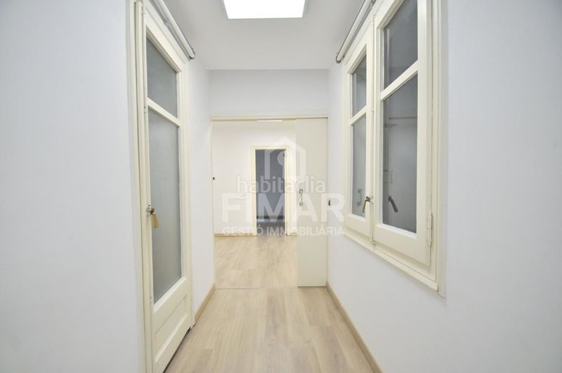 Foto c5d8a967-b286-4994-89ad-0f31247cbf4f. Local comercial a Gòtic Barcelona
