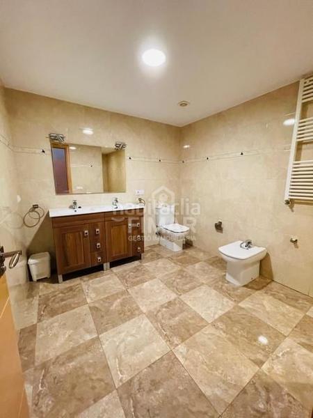 Foto 094ce744-3de6-4ec9-a896-4c216d96dbe4. Casa chalet de tres viviendas seminuevo en Mas Mora-Sant Daniel Tordera