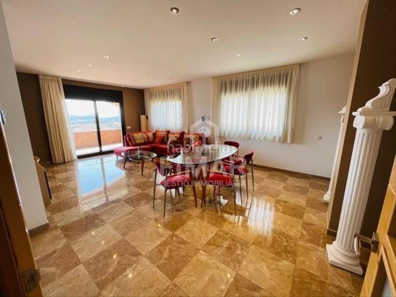 Foto 10627cd5-52f8-4b0f-b391-30392962db97. Casa chalet de tres viviendas seminuevo en Mas Mora-Sant Daniel Tordera