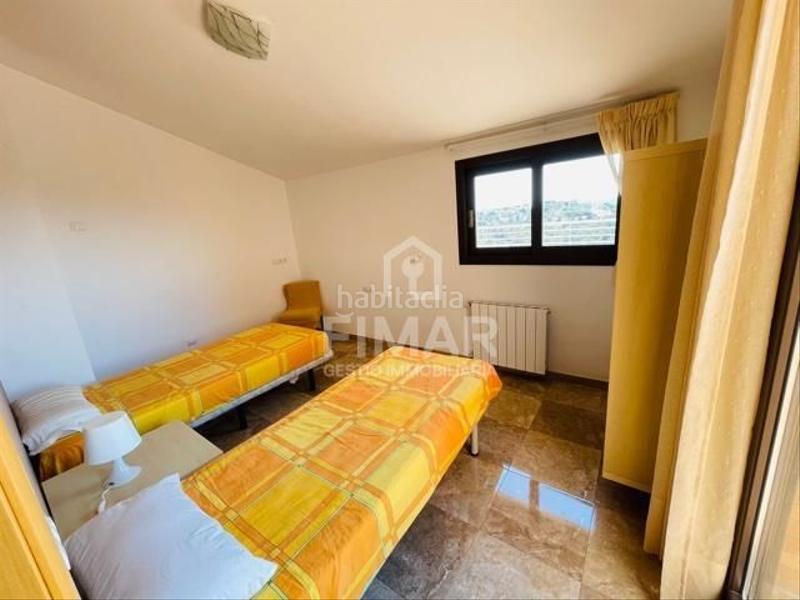 Foto 38096213-0343-49e2-8693-3b98531393fa. Casa chalet de tres viviendas seminuevo en Mas Mora-Sant Daniel Tordera