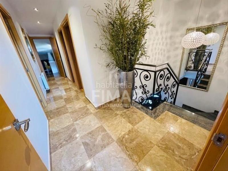 Foto 38471df5-480c-4129-bccb-0ea172c68a79. Casa chalet de tres viviendas seminuevo en Mas Mora-Sant Daniel Tordera