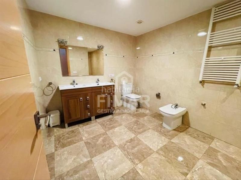 Foto 51a1fa78-a0a4-4f41-8103-9e4d0656f8b1. Casa chalet de tres viviendas seminuevo en Mas Mora-Sant Daniel Tordera