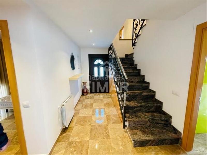 Foto 7e4d070e-53bd-4d29-bc72-adbaaf546350. Casa chalet de tres viviendas seminuevo en Mas Mora-Sant Daniel Tordera