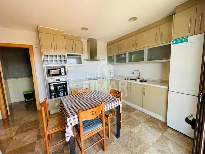 Foto b6646fbb-f47a-4641-abe8-dac5c000daab. Casa chalet de tres viviendas seminuevo en Mas Mora-Sant Daniel Tordera