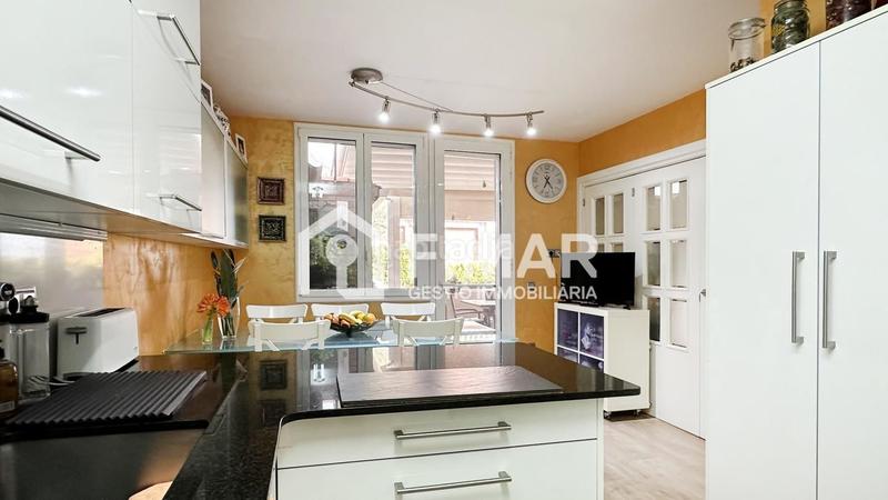 Foto 4bbd1fd9-e914-449f-b843-e9dfff21abc0. Haus mit heizung parking in Sud Argentona