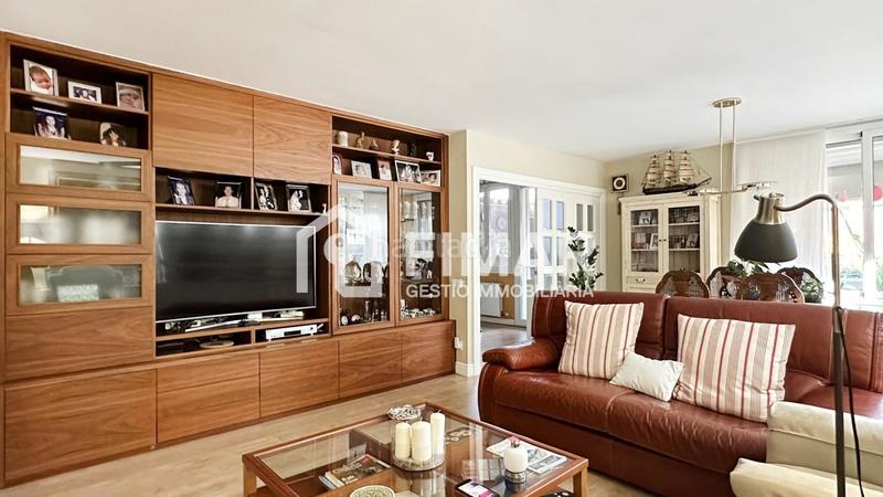 Foto 592030f8-66a6-4de9-80c0-d44e6a9be5a7. Haus mit heizung parking in Sud Argentona