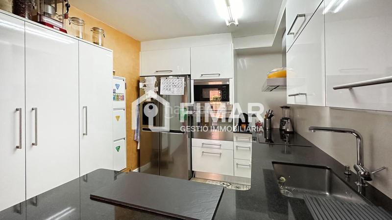 Foto bd49cc1d-cfc7-426d-be33-259d6ff60076. Haus mit heizung parking in Sud Argentona