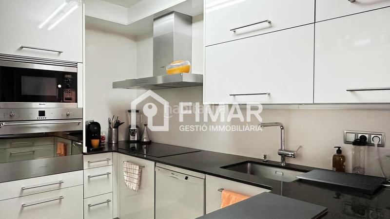 Foto fc44da2d-927b-41a5-bc0b-01529336b37d. Haus mit heizung parking in Sud Argentona