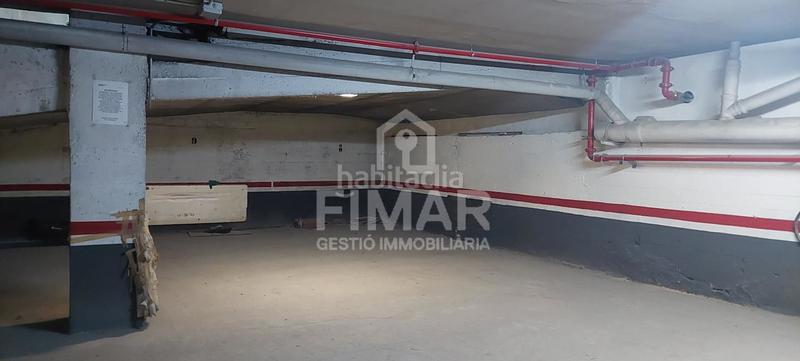 Foto 8d1e8900-04d5-47d0-9347-d3b6ce57fffe. Aparcament cotxe a Banyeres Premià de Mar