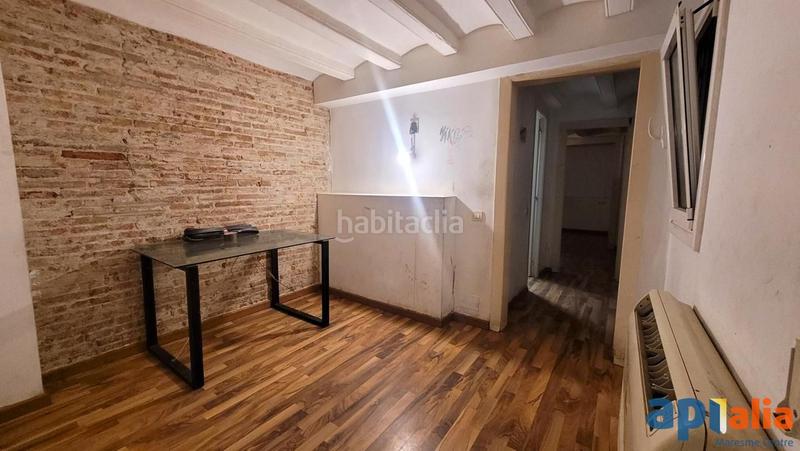 Foto 3e956f45-0ff7-4d14-aea3-a91888024bf7. Dúplex a Raval Barcelona