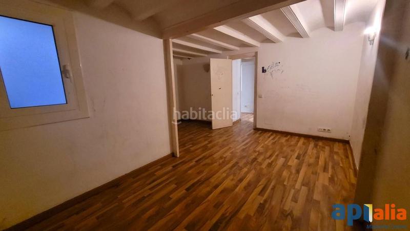 Foto eeb032ee-df4f-4943-bd91-827ff8eb5774. Dúplex a Raval Barcelona