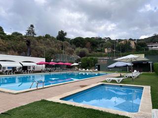 Solar industrial  Carrer pollancres. Club de tenis la llobera